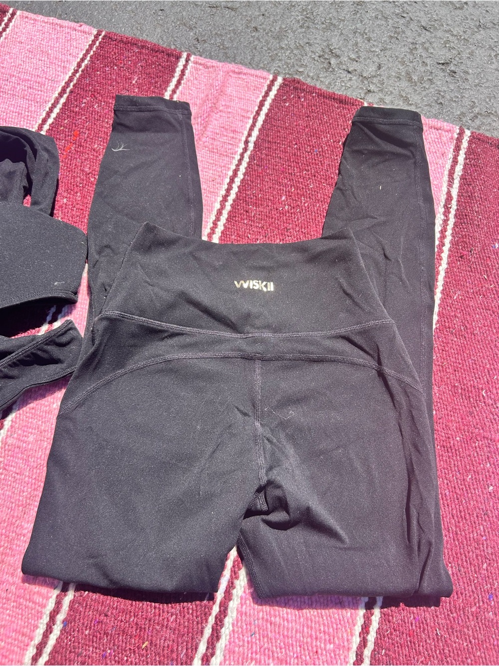 Wiskii corset bra and leggingsHigh-Waist Black Leggings - Sleek Everyday Comfort - Picture 3 of 10
